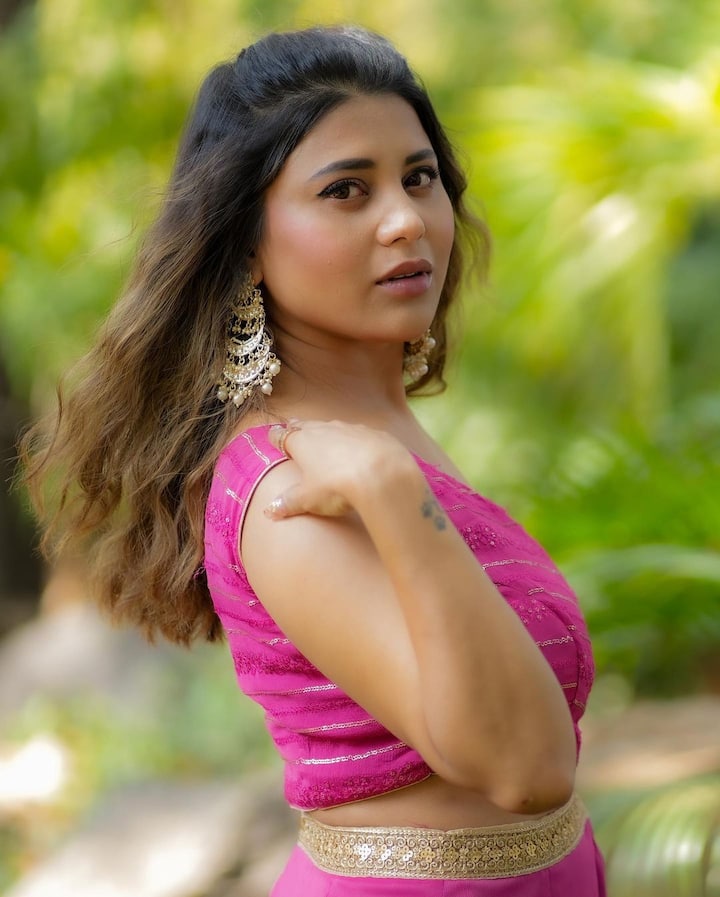 స్టార్ మాలో ప్రసారమవుతోన్న బ్రహ్మముడి సీరియల్ లో స్వప్నగా నటిస్తూ ప్రేక్షకులను అలరిస్తుంది.  Image Credit: Hamida Khatoon/Instagram