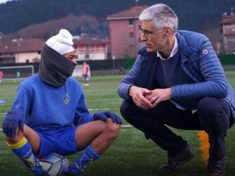 Sikh boy asked to remove Patka during football match in Spain Sikh Boy Asked To Remove Patka During Football Match In Spain