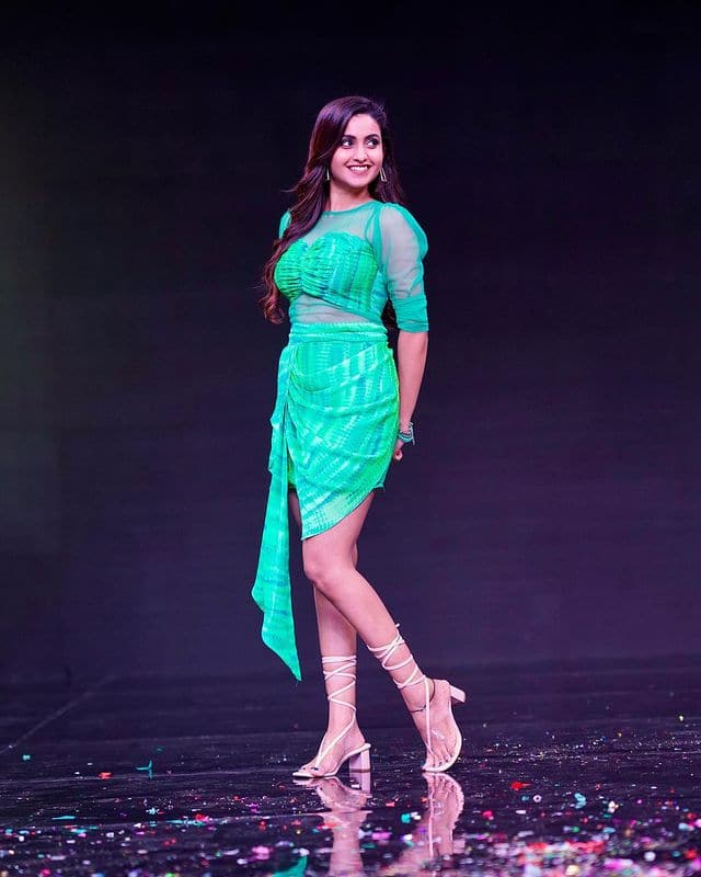 ఆ తర్వాత ‘ఢీ‘ షో ద్వారా యాంకర్ గా మారింది.Photo Credit: Deepika Pilli/Instagram