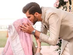 शाहिद अफरीदी ने बेटी की फोटो शेयर कर लिखा इमोशनल कैप्शन, शाहीन ने अंशा के माथे पर किया किस