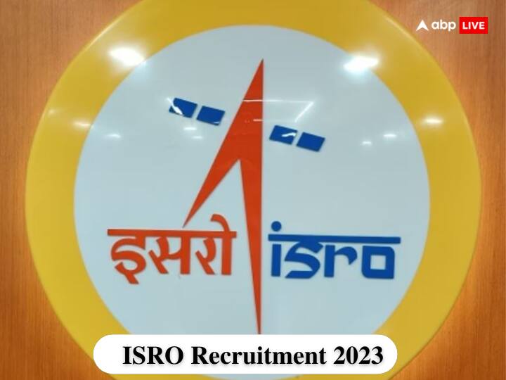 ​ISRO Recruitment 2023: इसरो ने एक भर्ती अधिसूचना जारी कर अप्रेंटिस के 100 पद पर वैकेंसी निकाली है. इन पद पर भर्ती के लिए इंटरव्यू का आयोजन जल्द किया जाएगा.