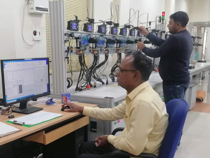 Ajmer Discom stablished a news Hi-tech meter testing lab at Madar of Rajasthan Ajmer Discom: अजमेर में बनी प्रदेश की पहली हाईटेक इलेक्ट्रिक लैब, यहां ऐसे होती है स्मार्ट मीटर की फटाफट जांच