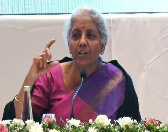 Nirmala Sitharaman PC: FPOs come and get out': Sitharaman on Adani row Nirmala Sitharaman PC: સરકાર બે ટેક્સ વ્યવસ્થા મારફતે લોકોને વધુ વિકલ્પ આપી રહી છેઃ નાણામંત્રી