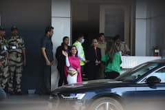 Sidharth Kiara Marriage: বিয়ের জন্য সপরিবার জয়সলমের উড়ে গেলেন কিয়ারা আডবাণী, প্রকাশ্যে এয়ারপোর্ট লুকের ছবি