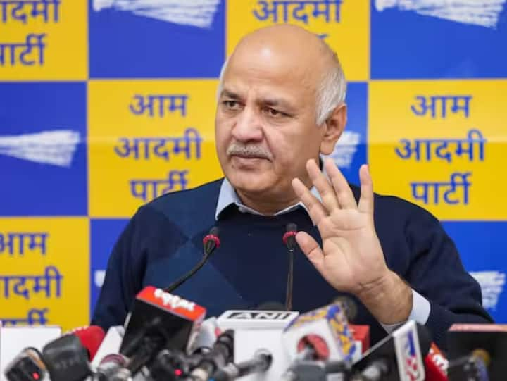 Delhi deputy cm manish sisodia attack on LG vinai kumar saxena on recruitment of 126 principals Delhi:  'LG दफ्तर से किए गए दावे गलत और झूठे हैं...', 126 प्रिंसिपल्स की भर्ती मामले में बोले डिप्टी सीएम मनीष सिसोदिया