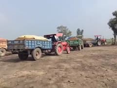 खटीमा: माफिया नहीं आ रहे बाज! हेलीपैड में मिट्टी भरान की आड़ में चल रहा अवैध खनन का खेल