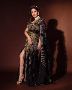 Photo : केवळ एका गोष्टीमुळं थांबलं होतं  उर्मिलाचं करिअर