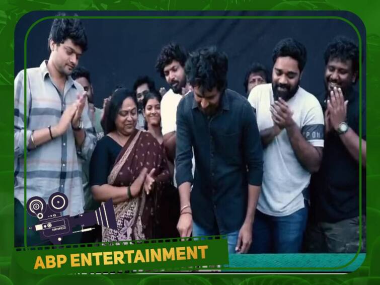 Maaveeran team celebrated 11 years of Karthikeyan by cutting cake Celebration at Maaveeran set : களைகட்டிய 'மாவீரன்' படக்குழு... கேக் வெட்டி கொண்டாட்டம்... இணையத்தில் வைரலாகும் வீடியோ  