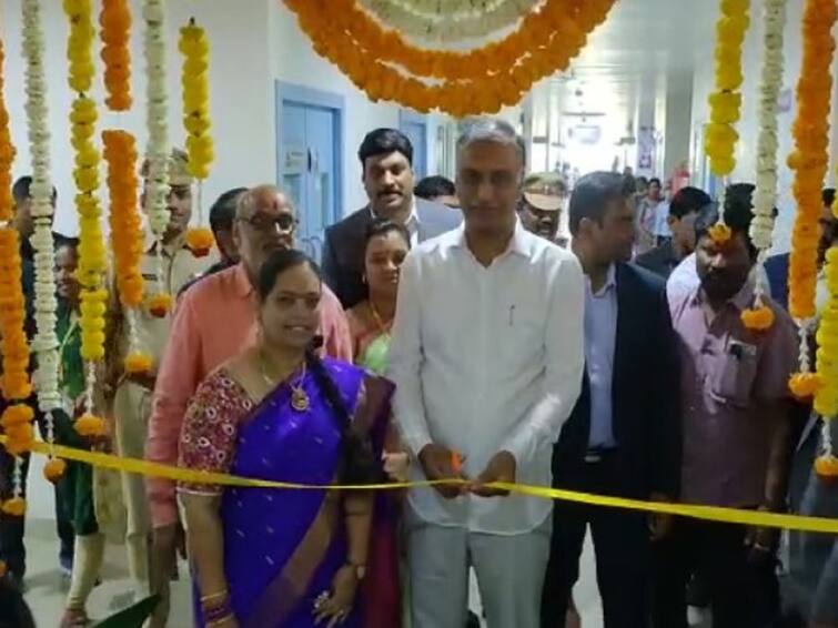 Minister Harish Rao Started Amor Hospital in Kukatpally Y Junction Hyderabad Minister Harish Rao: కూకట్ పల్లి అమోర్ ఆస్పత్రిని ప్రారంభించిన మంత్రి హరీష్ రావు