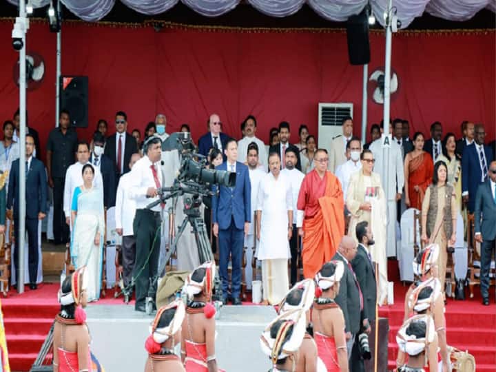 Sri Lanka 75th Independence Day: President ranil wickremesinghe address the nation amid economic crisis श्रीलंका की आजादी को हुए 75 साल: 21 बंदूक‍ों की सलामी लेने के बाद बोले राष्ट्रपति- 'हमें अपनी गलतियों से सीखना होगा'