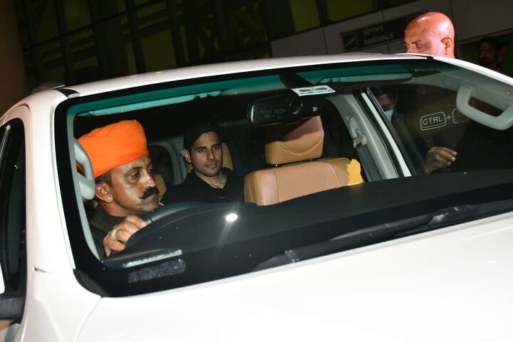 सिद्धार्थ और कियारा की शादी में 100-125 करीबी दोस्तों और परिवार के सदस्यों के शामिल होने की उम्मीद है.