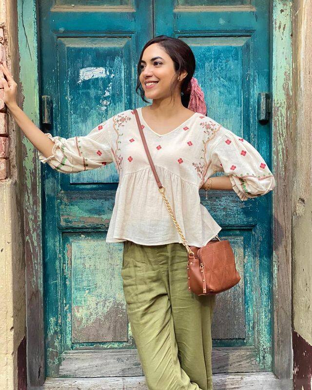 రీతూ వర్మ అందమైన ఫోటోలు  -Image Credit: Ritu Varma/Instagram