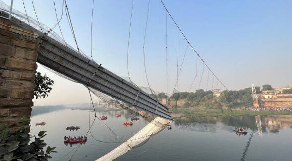 Gujarat court rejects bail pleas of seven accused in Morbi bridge collapse case Morbi Bridge Collapse Case: ਮੋਰਬੀ ਪੁਲ ਢਹਿਣ ਦਾ ਮਾਮਲਾ, ਅਦਾਲਤ ਨੇ 7 ਮੁਲਾਜ਼ਮਾਂ ਦੀ ਜ਼ਮਾਨਤ ਅਰਜ਼ੀ ਕੀਤੀ ਰੱਦ