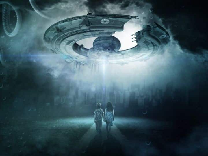 Are aliens coming UFO expert made shocking revelations एलियंस को लेकर बड़ा खुलासा, यूएफओ एक्सपर्ट का दावा- ये बहुत पहले से धरती पर आते रहे हैं और...