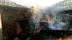 লোহার গোডাউনে আগুন, দাসনগরের ঘটনায় হইচই এলাকায়