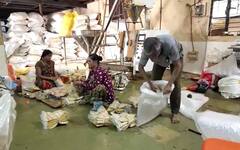 गृहउद्योगातून आर्थिक समृद्धी, शहाद्याच्या पापड उद्योगाची भरारी...