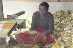 गृहउद्योगातून आर्थिक समृद्धी, शहाद्याच्या पापड उद्योगाची भरारी...