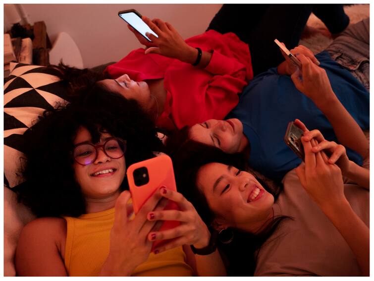 हाई स्पीड डेटा वाले Airtel, Jio और BSNL के सस्ते ब्रॉडबैंड प्लान, मिलेगा फ्री OTT सब्सक्रिप्शन हाई स्पीड डेटा वाले Airtel, Jio और BSNL के सस्ते ब्रॉडबैंड प्लान, मिलेगा फ्री OTT सब्सक्रिप्शन
