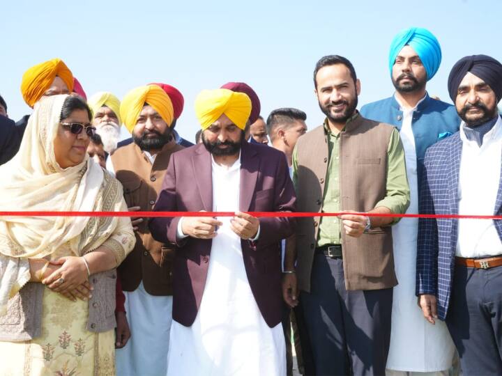 CM Bhagwant Mann dedicated 16 public sand mines to the people of Punjab Punjab में अब Online होगी रेत की सेल, CM भगवंत मान ने जनता को समर्पित कीं 16 नई खदानें