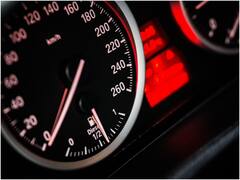 इन टिप्स को अपनाएंगे तो रहेंगे फायदे में, बढ़ जाएगा कार का माइलेज 