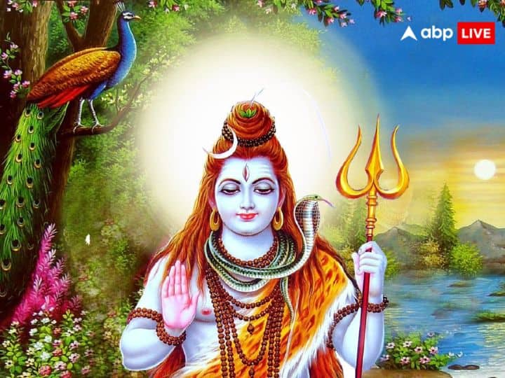 somwar upay worship Shiva with this method on monday to get rid of every problem Monday Upay: सोमवार को इस विधि से करें शिव आराधना, हर समस्या से मिलेगा छुटकारा