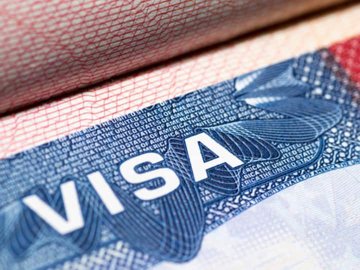 To Cut Long Waiting Period For US Visas, New Rules For Indians Know Details US Visa: వీసా అపాయింట్‌మెంట్‌ దొరకట్లేదా? ఏం టెన్షన్ లేదు, నేరుగా ఎంబసీకి వెళ్లి తీసుకోవచ్చు
