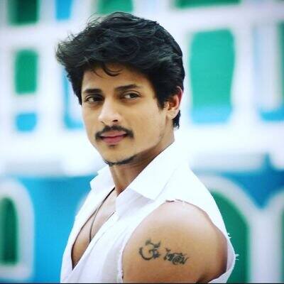 Babushaan Mohanty ने Pathaan पर ये क्या बोल दिया, क्यों कहा मैं अपनी फिल्मों से खुश नहीं था ?