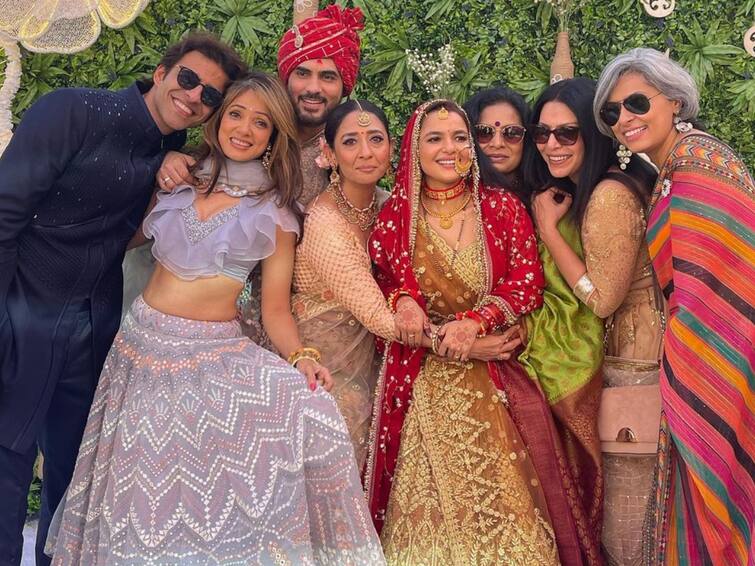 Chak De India Team Reunites As Chitrashi Rawat Ties The Knot With Dhruvaditya Bhagwanani - See Pics Chak De India Team Reunites As Chitrashi Rawat Ties The Knot With Dhruvaditya Bhagwanani - See Pics