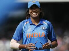 मुंबई ने झूलन गोस्वामी के साथ इंग्लैंड की खिलाड़ी को सौंपी अहम जिम्मेदारी, देखें किसे बनाया बैटिंग कोच