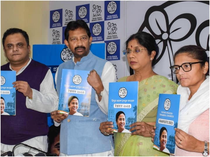 TMC releases its manifesto for Tripura Assembly Elections 2023 Tripura Assembly Elections: TMC ने त्रिपुरा चुनाव के लिए जारी किया मेनिफेस्टो, बेरोजगारी भत्ता और 2 लाख नौकरी देने का वादा