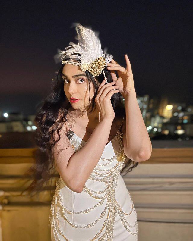 అదా శర్మ అందమైన ఫోటోలు -Image Credit: Adah Sharma/Instagram