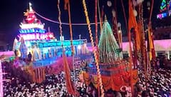 In Pics : हजारो भाविक अन् रोषणाई! वीरमध्ये पार पडला श्रीनाथ म्हस्कोबा आणि माता जोगेश्वरी यांचा विवाह सोहळा