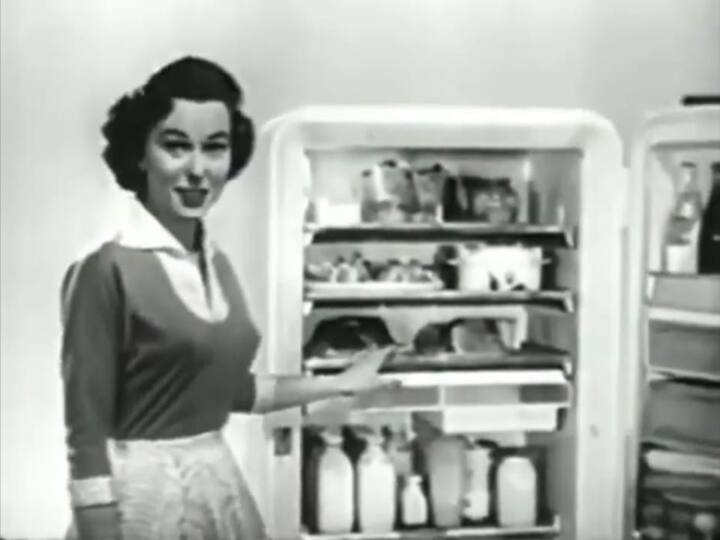 66 Year Old Fridge Video Know About old fridge technology and Design यकीन नहीं होता कि यह फ्रिज 66 साल पुराना है... ऐसी टेक्नोलॉजी तो आज के फ्रिज में भी नहीं