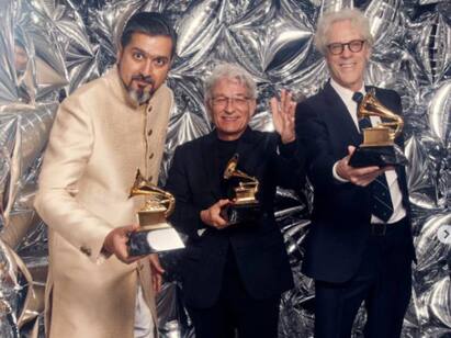 Ricky Kej won a Grammy for Best Immersive Audio Album Ricky Kej: மூன்றாவது முறையாக கிராமி விருதை தட்டித்தூக்கிய இந்தியாவின் ரிக்கி கெஜ் ..குவியும் வாழ்த்துகள்...!