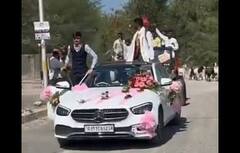 જૂનાગઢમાં વરરાજાની કારમાં ખુલ્લેઆમ સ્ટંટ કરી કાયદાનું ભંગ, પોલીસ ફરિયાદ નોંધાઈ