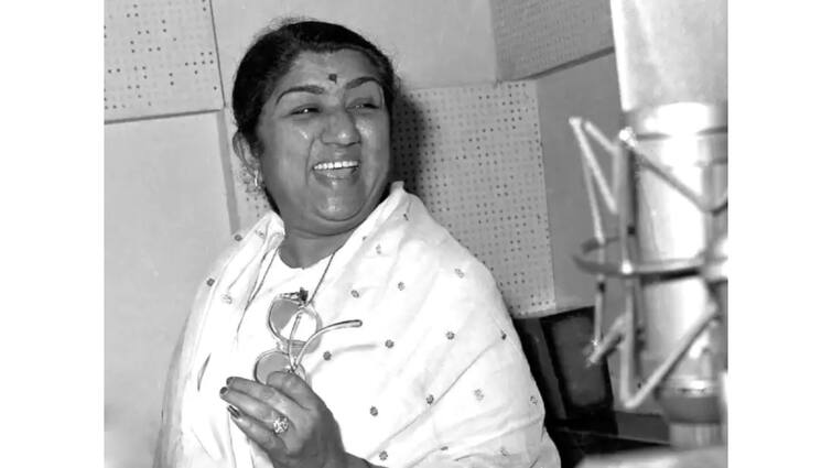 Lata Mangeshkar First Death Anniversary: Family Wants Mumbai Coastal Road Be Dedicated To The Singer Lata Mangeshkar: লতা মঙ্গেশকরের স্মৃতিতে নামকরণ হোক মেমোরিয়ালের, আর্জি পরিবারের
