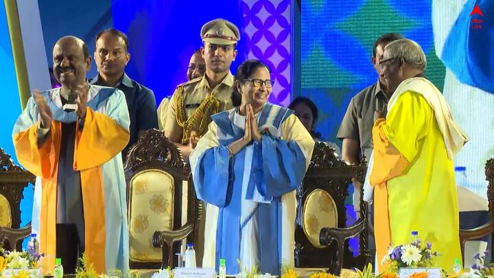 কলকাতার পর এবার সেন্ট জেভিয়ার্স বিশ্ববিদ্যালয় এই বিশেষ সম্মান দিল মমতা বন্দ্যোপাধ্যায়কে।