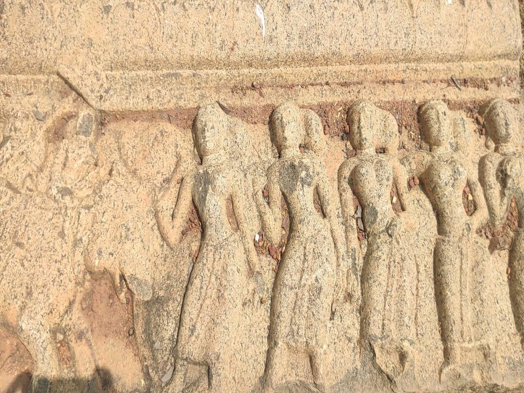 Sivagangai: காளையார் கோவிலில்  யானை மேல் மன்னர் உலா வரும் 15ம் நூற்றாண்டு சிற்பம் கண்டெடுப்பு