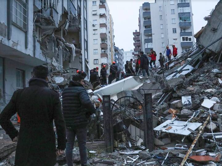turkey syria earthquake 20 isis terrorists escape from prison international marathi news ISIS after Earthquake: भूकंपाच्या विध्वंसाचा फायदा ISIS च्या दहशतवाद्यांनी घेतला; 20 दहशतवादी तुरुंगातून पळाले