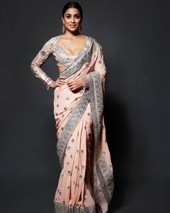 Shriya Saran Photos : 'दृष्यम' फेम अभिनेत्री निखळ सौंदर्याची खाण, श्रिया सरन दिसतेय छान