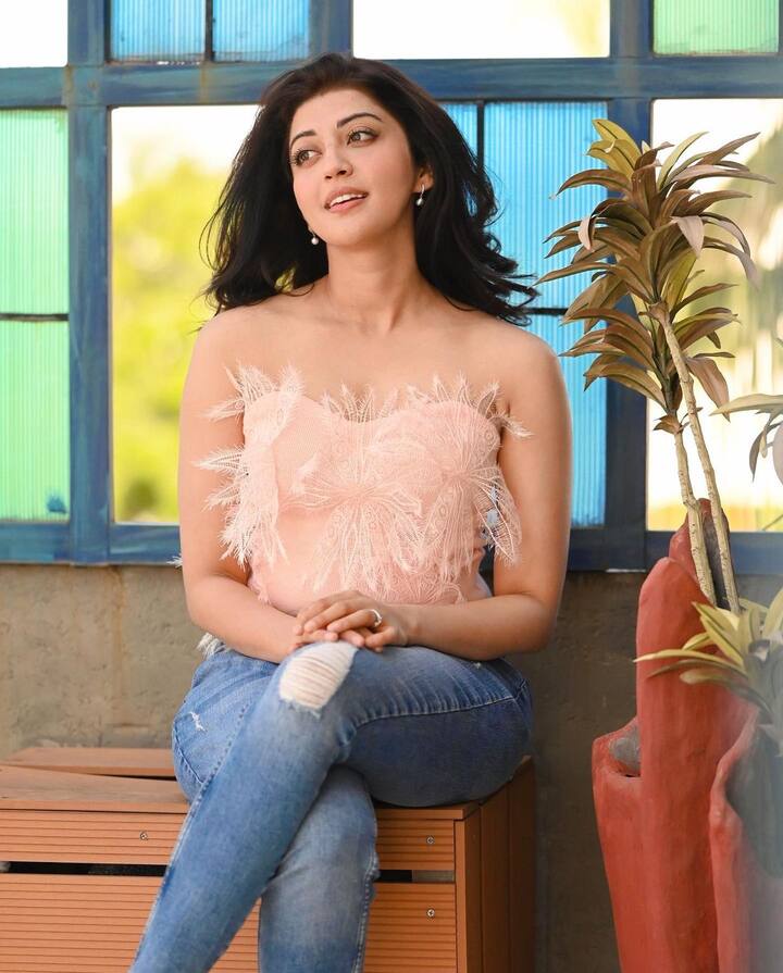 ప్రస్తుతం ఒక బిడ్డకు తల్లి అయ్యింది. Photo Credit: Pranitha Subhash/ Instagram
