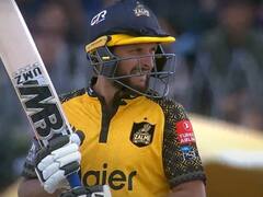 मैदान पर फिर से दिखा 'बूम-बूम' शाहिद अफरीदी का कमाल, फैंस ने कहा वापस आ जाओ