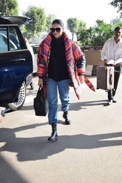 कलरफुल लॉन्ग कोट के साथ ब्लू डेनिम और ब्लैक स्वेटर में Deepika Padukone का स्वैग, ऑल ब्लैक लुक में Hrithik Roshan लगे डैपर