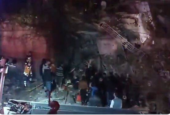 तुर्किए (तुर्की) में सोमवार (6 फरवरी) को भूकंप (Earthquake) के तेज झटके महसूस किए गए. भूकंप से भारी तबाही हुई है.