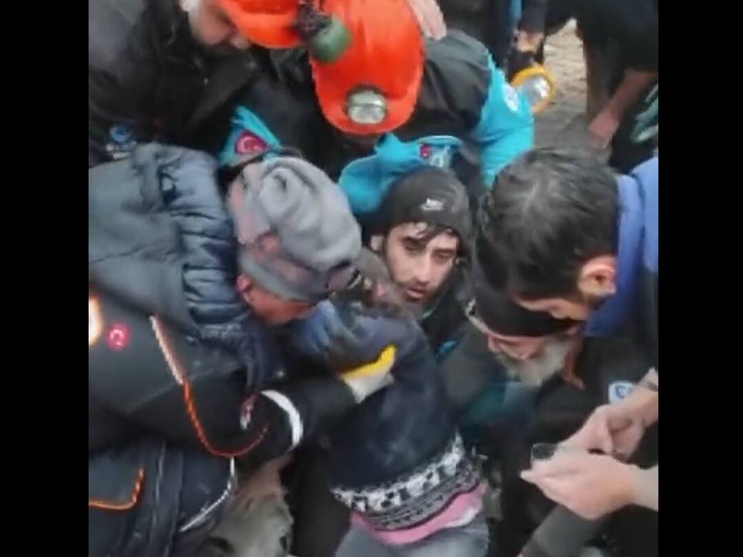 Turkey Earthquake Updates Girl Trapped Under Debris Rescued Amid Devastation Viral Videos Young Girl Trapped Under Debris Rescued In Earthquake-Hit Turkiye Amid Devastation. WATCH