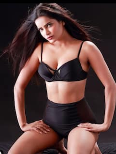 In Pics: अर्चना गौतम आधी अशी दिसायची! आता हॉटनेसचा कहर