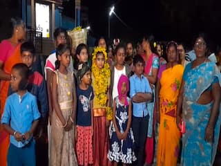 நிலா பெண்ணாக  சிறுமி; 100 ஆண்டுகளுக்கு மேலாக நடக்கும் வினோத வழிபாடு - எங்கு தெரியுமா..?