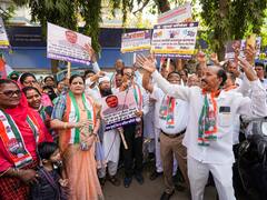 'Confiscate Gautam Adani's Passport': Congress Holds Nationwide Protests Outside SBI, LIC Offices