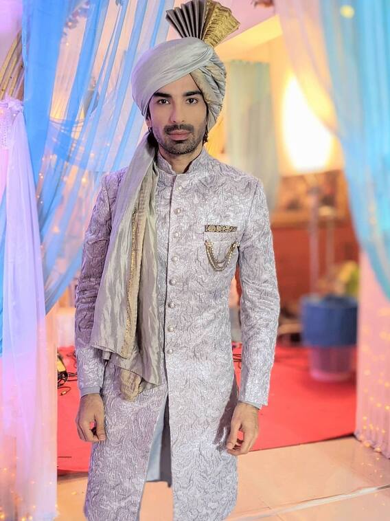 नागिन के जय के पास है ये डिग्री