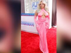 Grammy Awards 2023: अतरंगी कपड़ों में दिखीं स्टार्स, किसी ड्रेस को देखकर हैरानी होगी तो किसी को वार्डरॉब में करना चाहेंगे शामिल